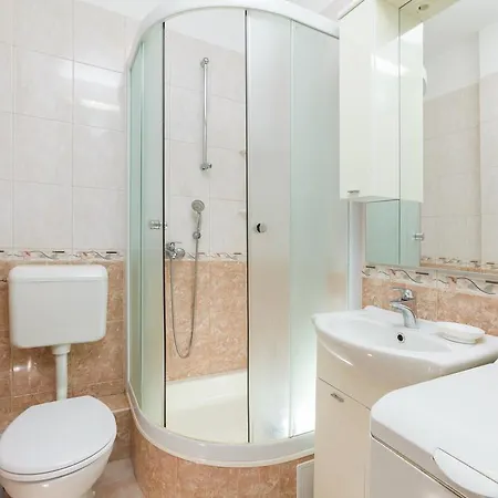 Apartman Lucia