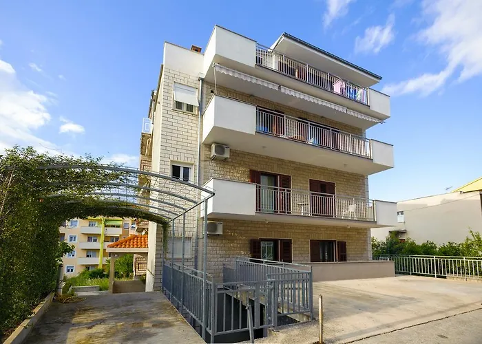 Διαμέρισμα Lucia Σπλιτ